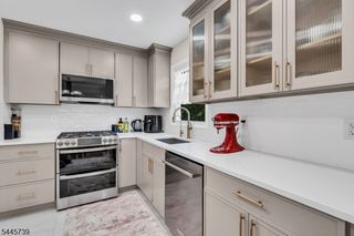 33 Oak Ave, Pequannock Twp., NJ 07440