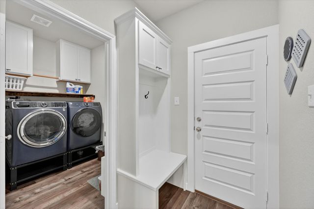 1005 W Chambers Street, Cleburne, TX 76033