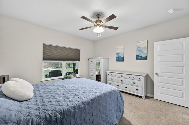 1005 W Chambers Street, Cleburne, TX 76033