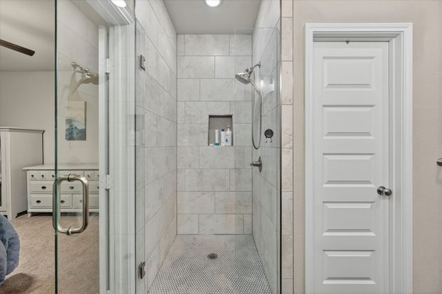 1005 W Chambers Street, Cleburne, TX 76033