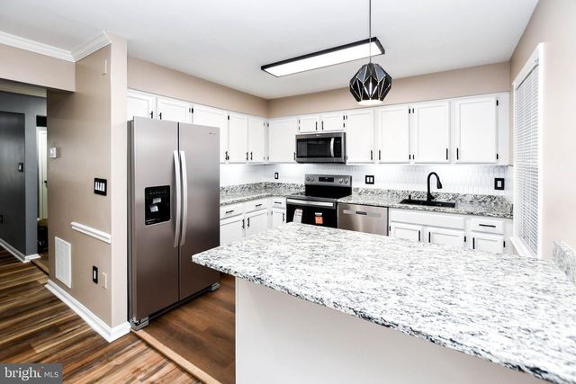 5898 AMBASSADOR WAY, Alexandria, VA 22310