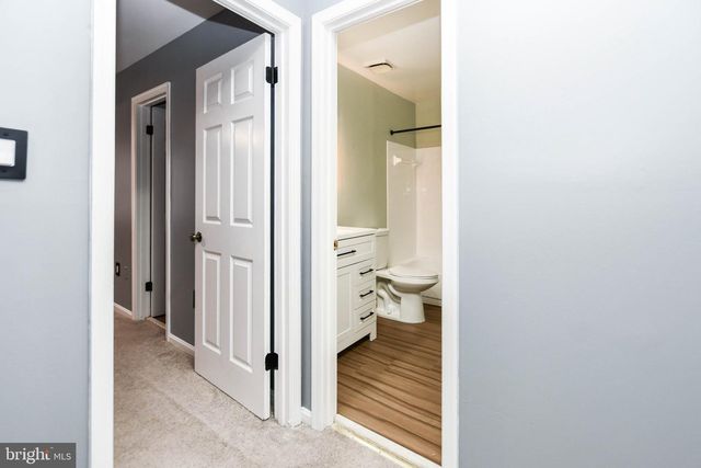 5898 AMBASSADOR WAY, Alexandria, VA 22310