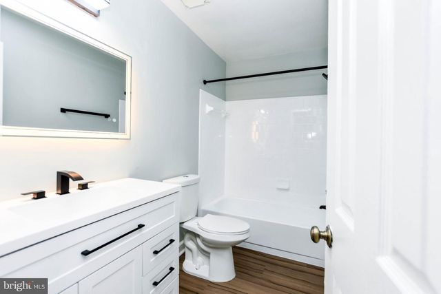 5898 AMBASSADOR WAY, Alexandria, VA 22310