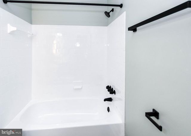 5898 AMBASSADOR WAY, Alexandria, VA 22310