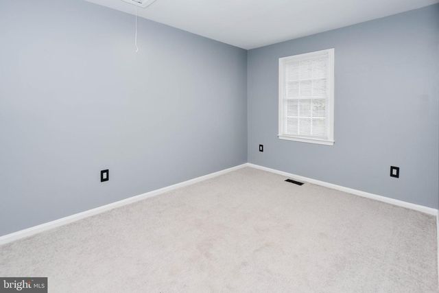 5898 AMBASSADOR WAY, Alexandria, VA 22310