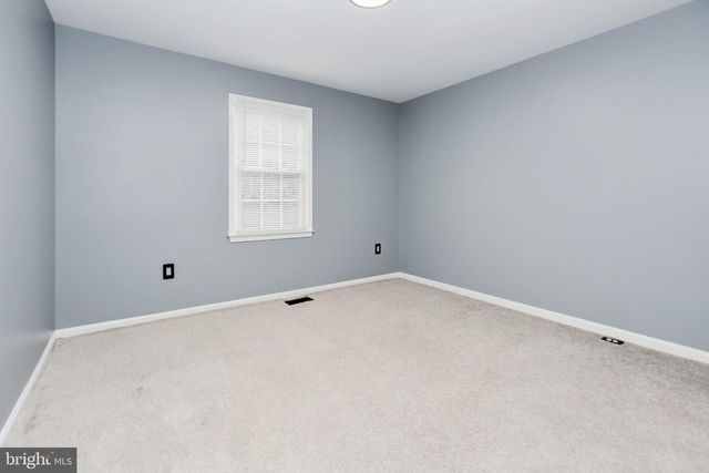 5898 AMBASSADOR WAY, Alexandria, VA 22310