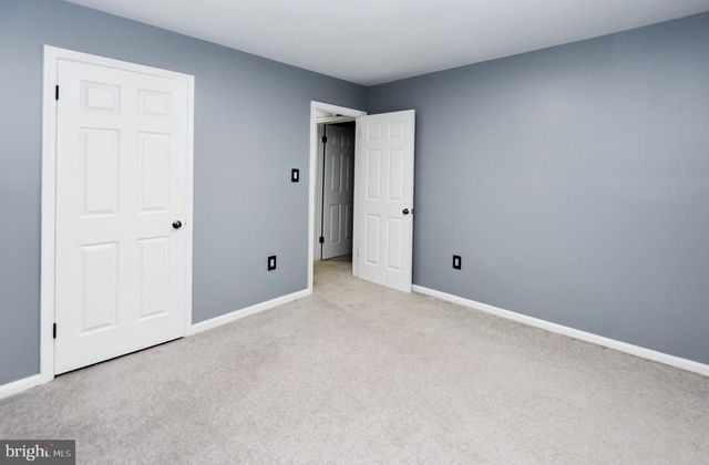 5898 AMBASSADOR WAY, Alexandria, VA 22310