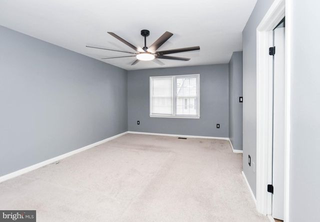 5898 AMBASSADOR WAY, Alexandria, VA 22310