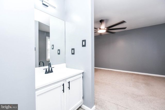 5898 AMBASSADOR WAY, Alexandria, VA 22310