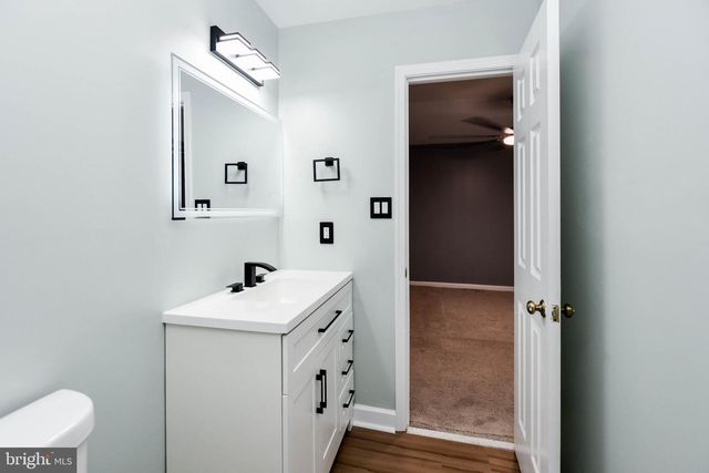 5898 AMBASSADOR WAY, Alexandria, VA 22310
