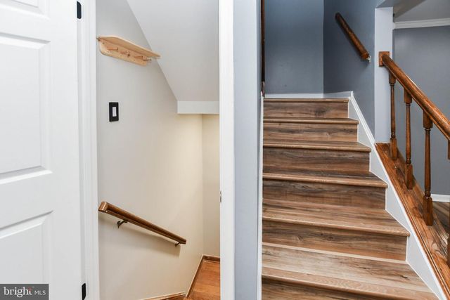 5898 AMBASSADOR WAY, Alexandria, VA 22310