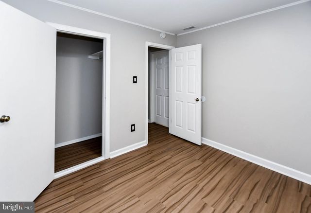 5898 AMBASSADOR WAY, Alexandria, VA 22310