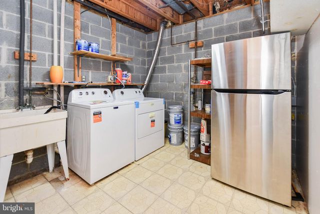 5898 AMBASSADOR WAY, Alexandria, VA 22310