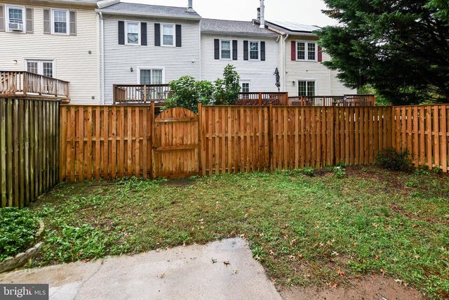 5898 AMBASSADOR WAY, Alexandria, VA 22310