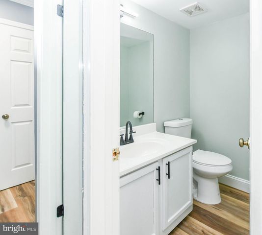5898 AMBASSADOR WAY, Alexandria, VA 22310