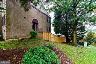 5898 AMBASSADOR WAY, Alexandria, VA 22310