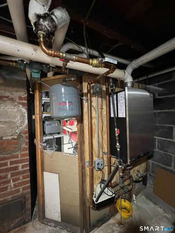 1683 Baldwin Street, Waterbury, CT 06706