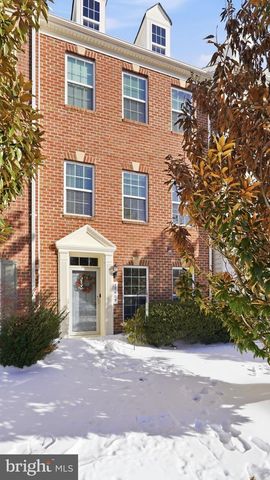 12605 TERRANOVA LN, Woodbridge, VA 22192