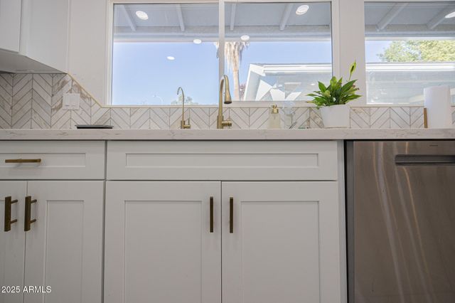 5132 S DORSEY Lane, Tempe, AZ 85282