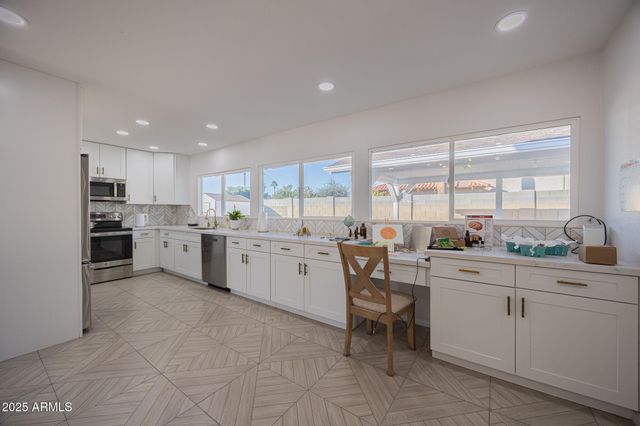 5132 S DORSEY Lane, Tempe, AZ 85282