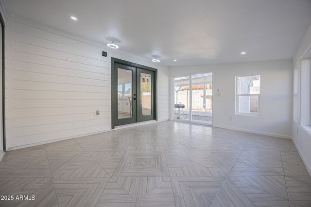 5132 S DORSEY Lane, Tempe, AZ 85282