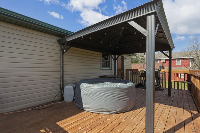 6608 KIMBERLY DR, Black Hawk, SD 57718