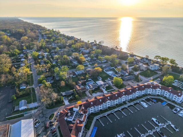 316 N Berrien Street, New Buffalo, MI 49117