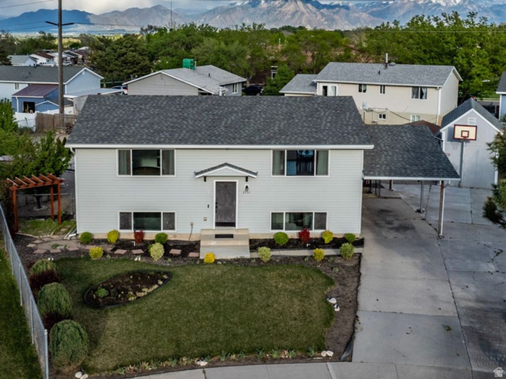 3751 S ADAMS RD, Magna, UT 84044