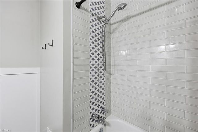 5207 Riverwood RD, Norfolk, VA 23502