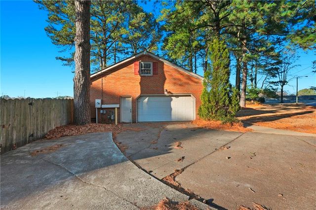 5207 Riverwood RD, Norfolk, VA 23502