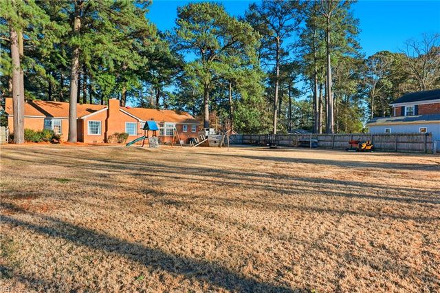 5207 Riverwood RD, Norfolk, VA 23502