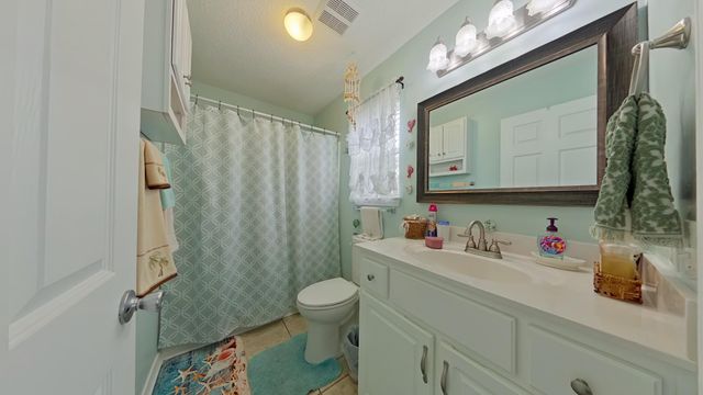 8436 Gulf Boulevard UNIT 511, Navarre, FL 32566