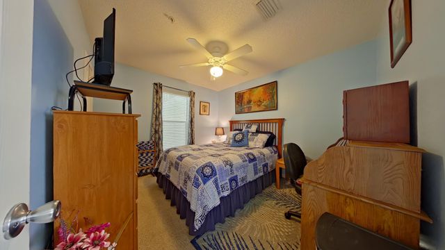 8436 Gulf Boulevard UNIT 511, Navarre, FL 32566
