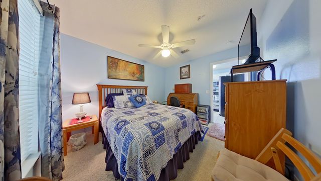 8436 Gulf Boulevard UNIT 511, Navarre, FL 32566