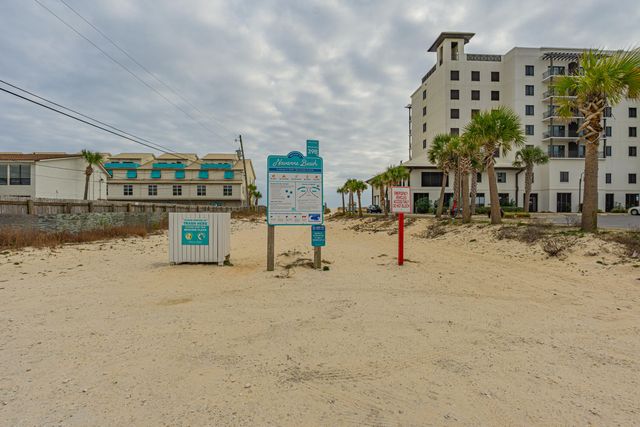 8436 Gulf Boulevard UNIT 511, Navarre, FL 32566