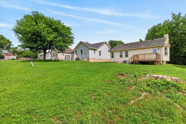 91 Grassmire Drive, Clarksville, TN 37042