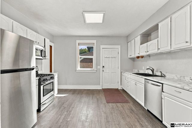 3405 Cuming Street, Omaha, NE 68131