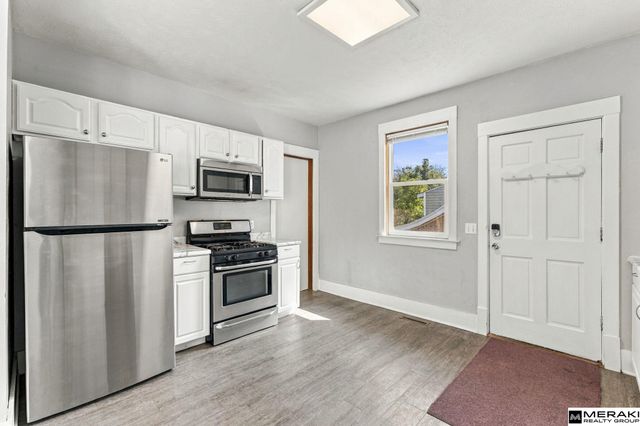 3405 Cuming Street, Omaha, NE 68131