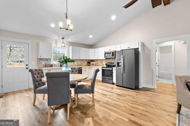 217 North Avenue, Fairmount, GA 30139