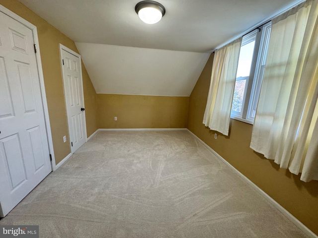 4303 MARKWOOD LN, Fairfax, VA 22033