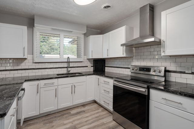 2719 Lakewood Drive, Columbus, OH 43231