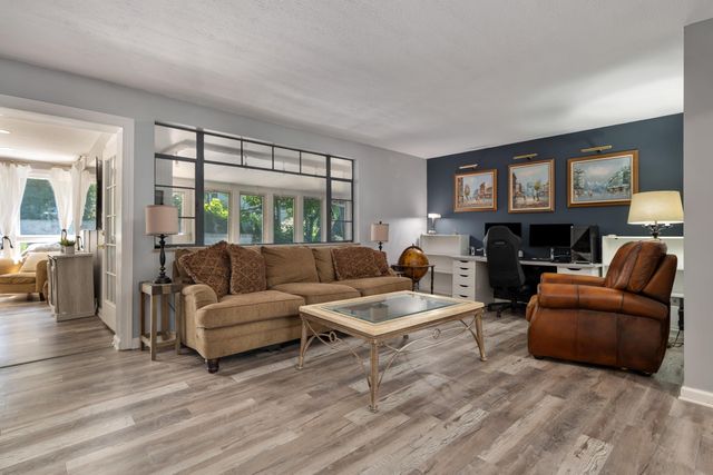 2719 Lakewood Drive, Columbus, OH 43231