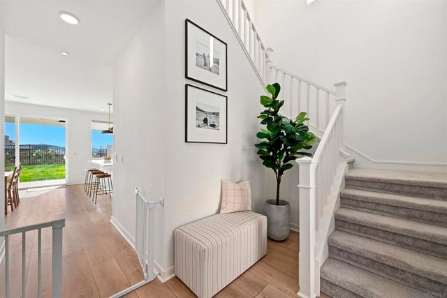 35158 Orchard Trl, Fallbrook, CA 92028