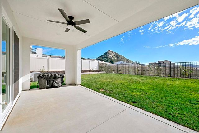 35158 Orchard Trl, Fallbrook, CA 92028