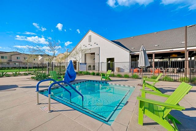 35158 Orchard Trl, Fallbrook, CA 92028