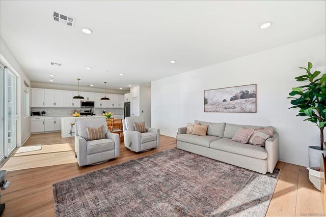 35158 Orchard Trl, Fallbrook, CA 92028