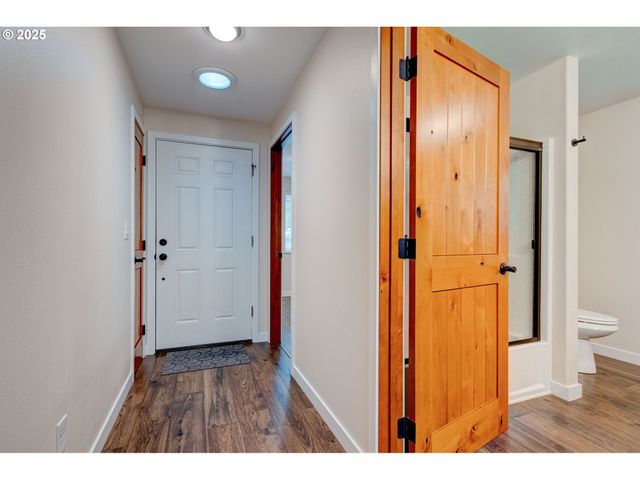 71517 FISHHAWK Rd, Birkenfeld, OR 97016