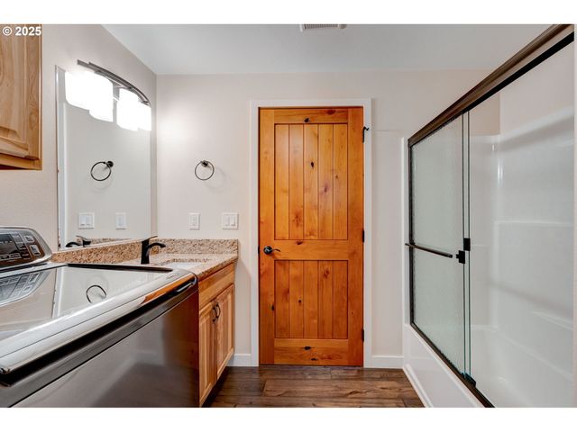 71517 FISHHAWK Rd, Birkenfeld, OR 97016