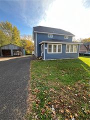 6812 Lakeside Road, Ontario, NY 14519