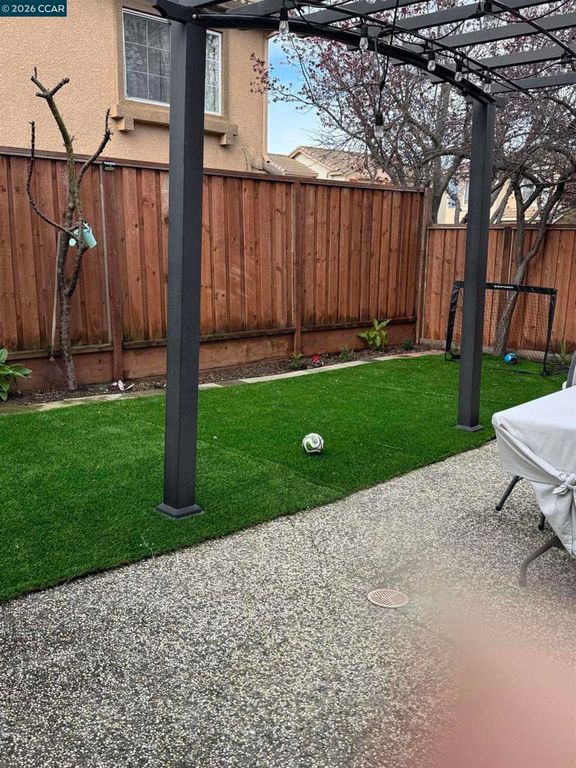 Image 26 of property listing at 1505 1505 Foxglove Pl, Richmond, CA 94806